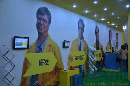 “價值鏈提案-客戶研發(fā)階段“展區(qū)展示了4個由山特維克可樂滿應(yīng)用中心開發(fā)的完整零件加工工藝