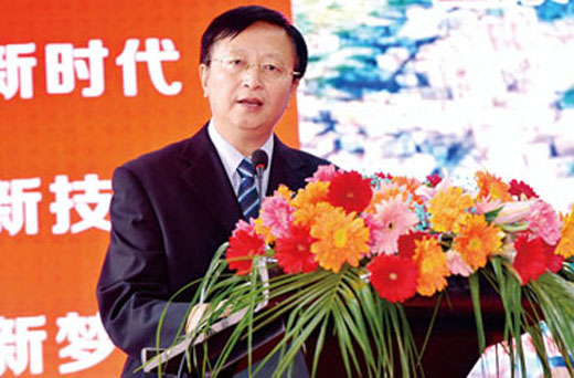 中國機(jī)械工業(yè)聯(lián)合會(huì)副會(huì)長、中國鑄造協(xié)會(huì)會(huì)長張立波
