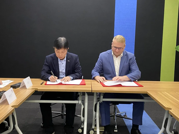 MR與山東電力設(shè)備有限公司于MR上海辦公室簽訂合作意向書