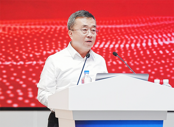 中國一汽董事、黨委副書記王國強(qiáng)先生致辭