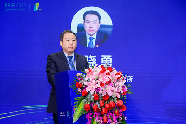 中國(guó)科學(xué)院工程熱物理研究所副所長(zhǎng)郭曉勇